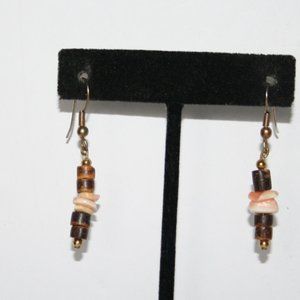 Vintage gold and shell dangle earrings 1.75"